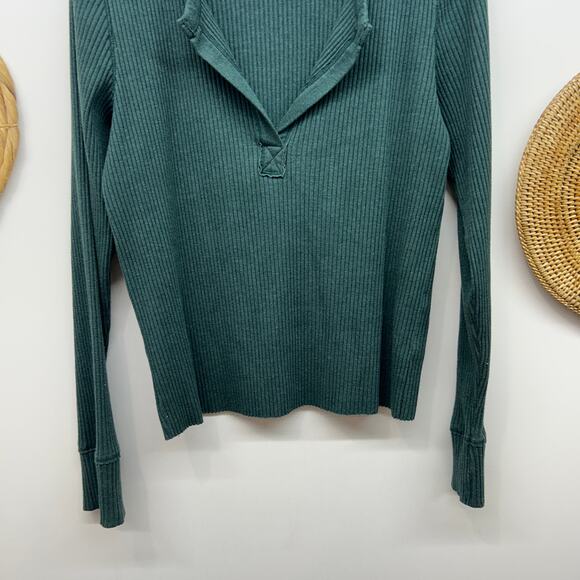 Aerie Green Ribbed Long Sleeve Top XL V-Neck Stretch Minimalist Casual - Picture 4 of 6